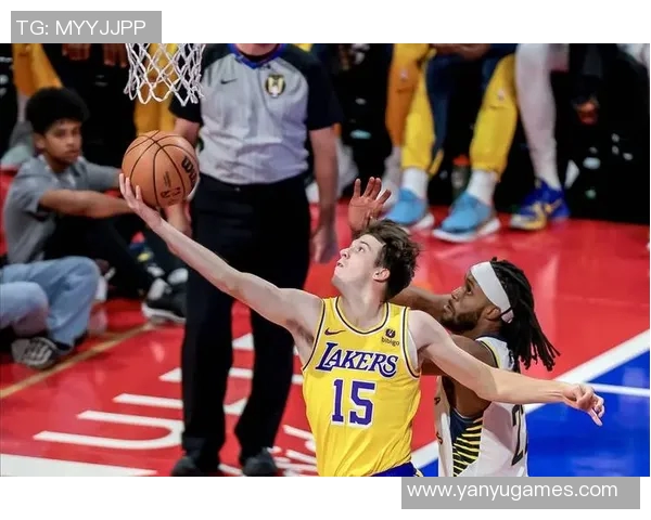 延续火热状态！里夫斯半场13中7&罚球11中9得到23分