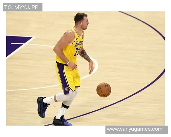 无詹无东契奇，湖人新星彻底爆发！雷迪克公开宣告“新核心诞生”